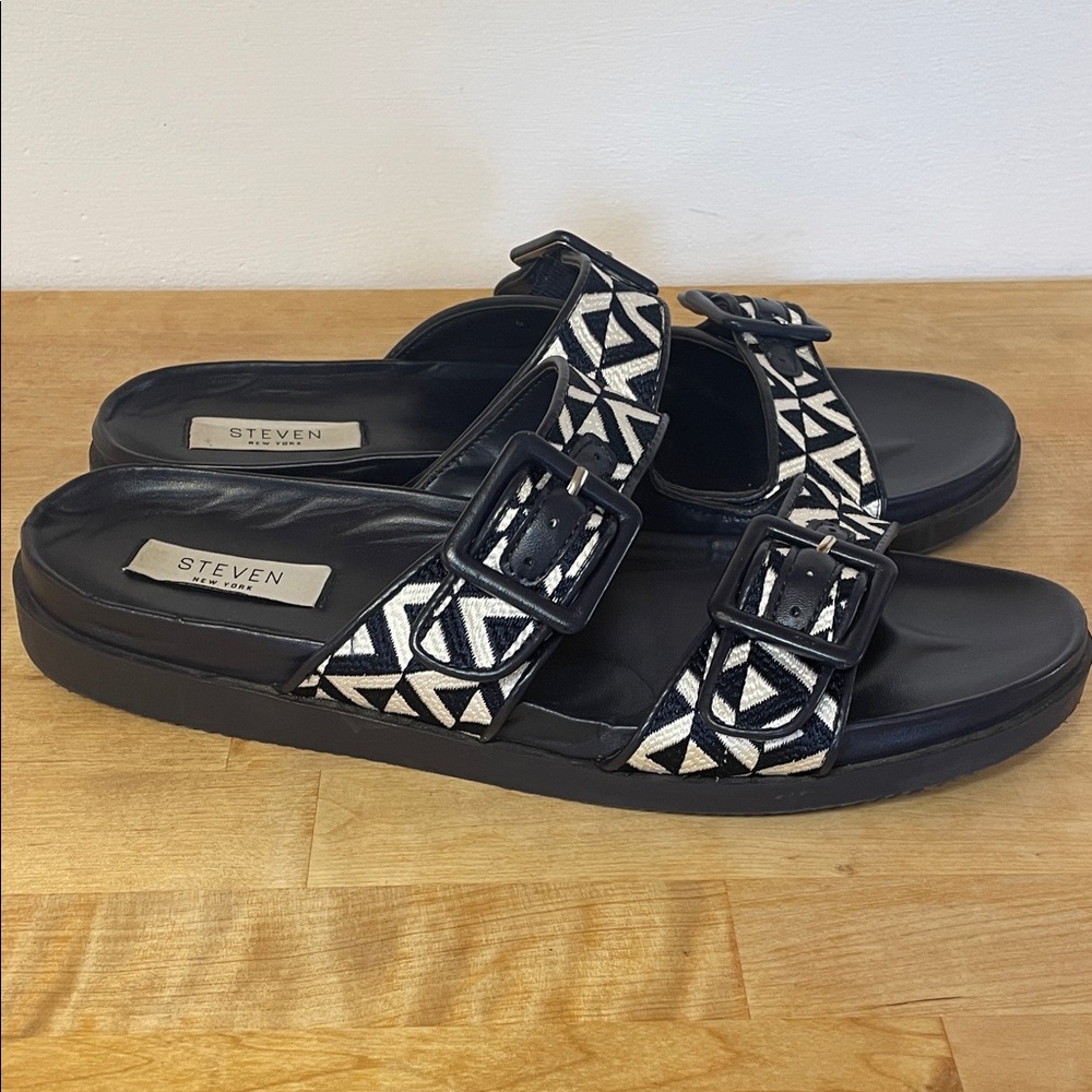 Steven New York Micah navy platform two strap sandals women’s size 10